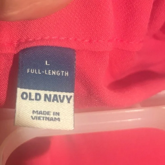 Gorgeous Suit in Vibrant Pink Suit. BRAND NEW WT- entire suit ! - Picture 7 of 16